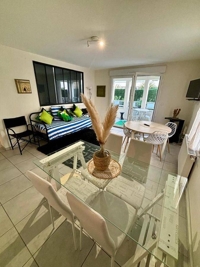 Gîte pour 7 personnes, avec terrasse, animaux acceptés à Vaulx-en-Velin - 3