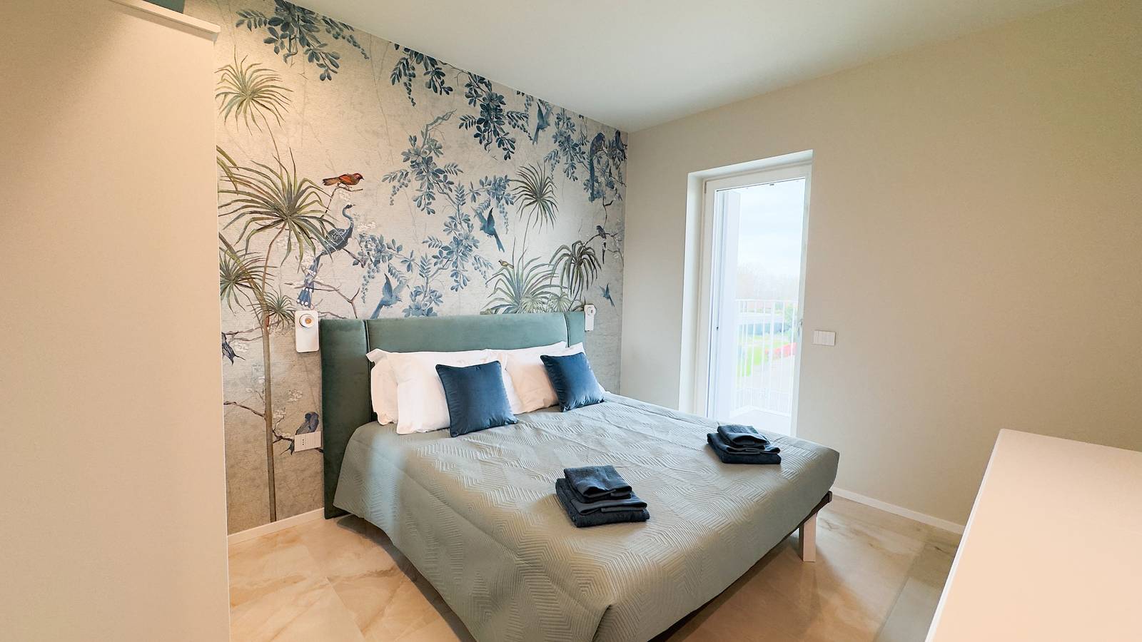 Ganze Wohnung, Fairmont Seafront Acquamarine Suite by Ca-Sa C... in Sottomarina, Chioggia