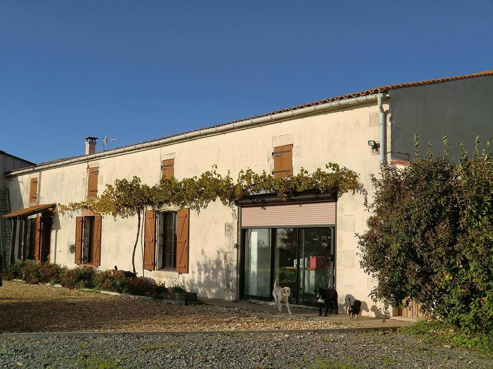 Les Clefs du Bonheur - Chambre 1 in Saint-Jean-de-Liversay, Région de La Rochelle