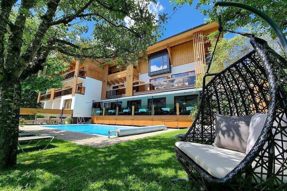 Alpina, **** Hotel - Urquell-Familienzimmer (ab 7 Nä) in Rauris, Ski Amadé