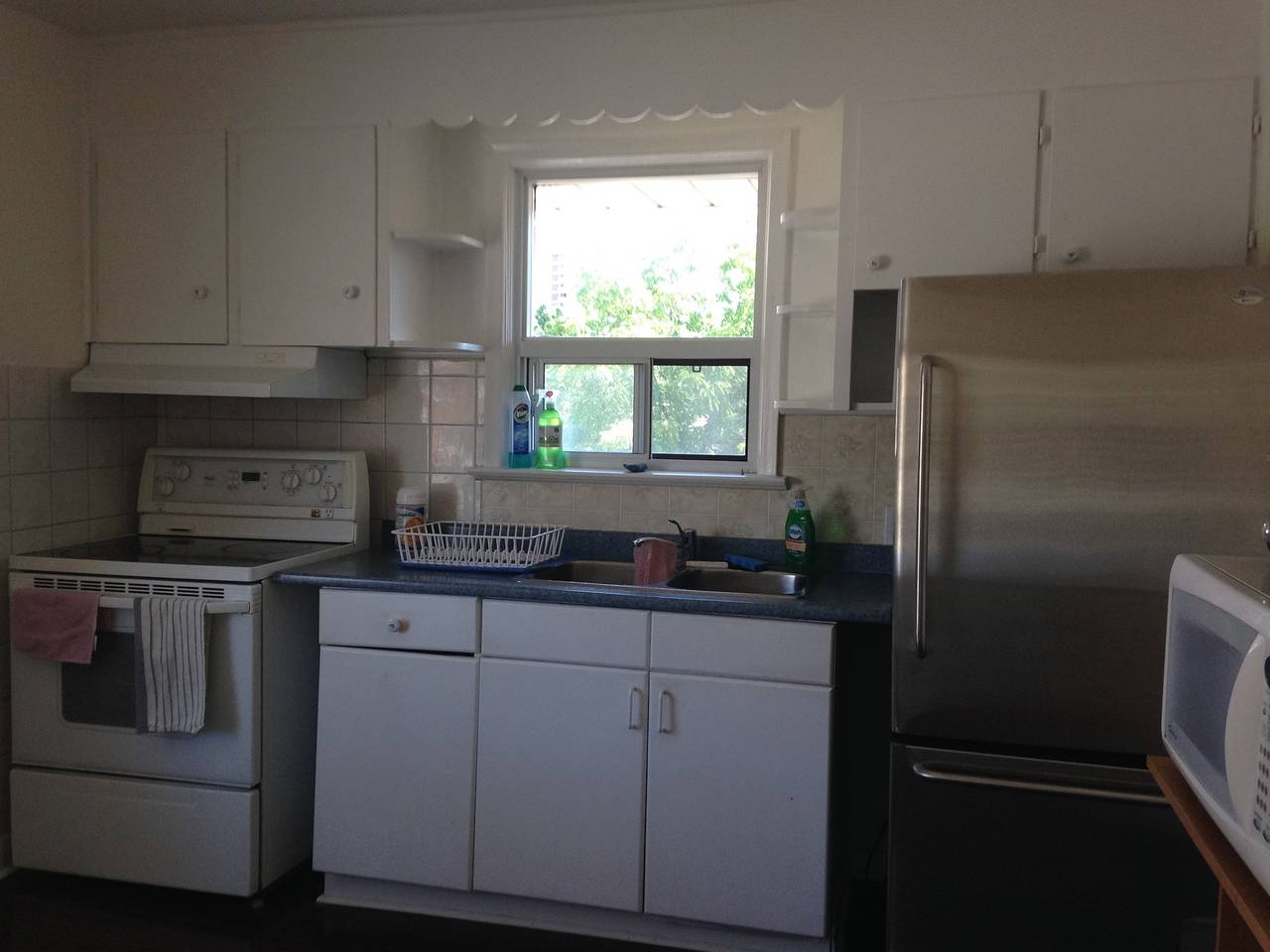 Apartamento entero, Encantador lugar muy bien ubicado in Toronto, Lago Ontario (Kanada)