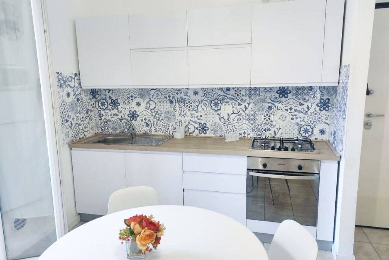 Appartement entier, Cn001 - Cesenatico, two-room apartment with balcony and air conditioning in Province de Forlì-Cesena