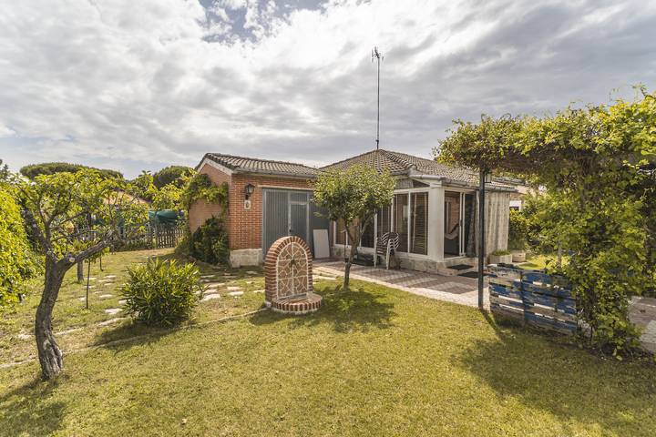 Chalet para 6 personas, con piscina para niños y jardín en Provincia de Valladolid - 2