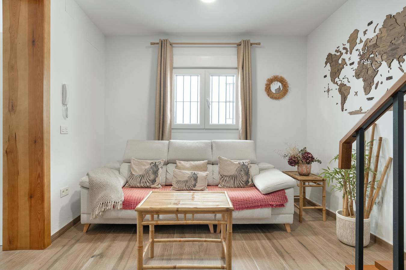 Apartamento entero, Apartamento 'Boquerón' con vistas al mar, terraza privada y Wi-Fi in Conil de la Frontera, Costa de la Luz