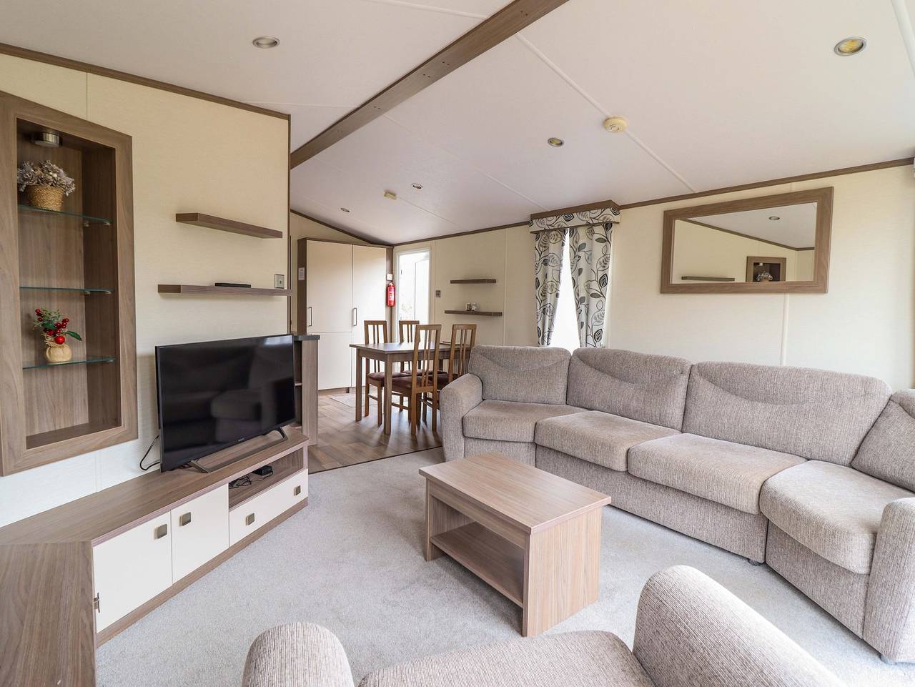 Beach Retreat E19 Dyffryn Seaside Estate in Snowdonia