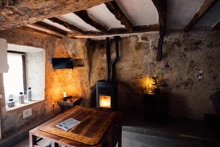 Maison d’hôte pour 2 personnes, avec terrasse et jacuzzi à Doué-la-Fontaine - 2