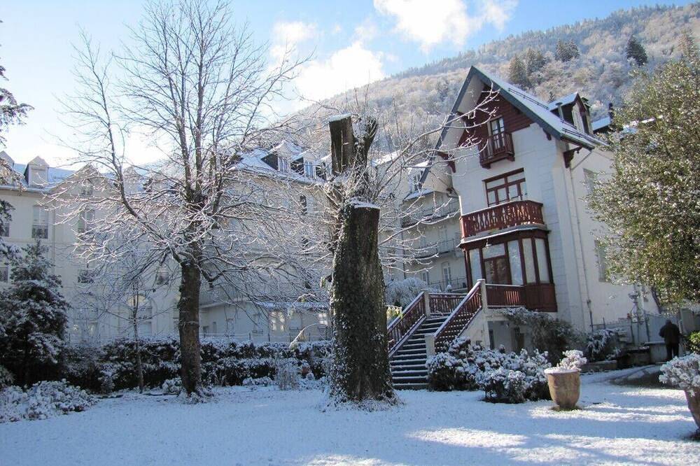Villa pour 22 Personnes dans Bagnères-de-Luchon, Pyrénées