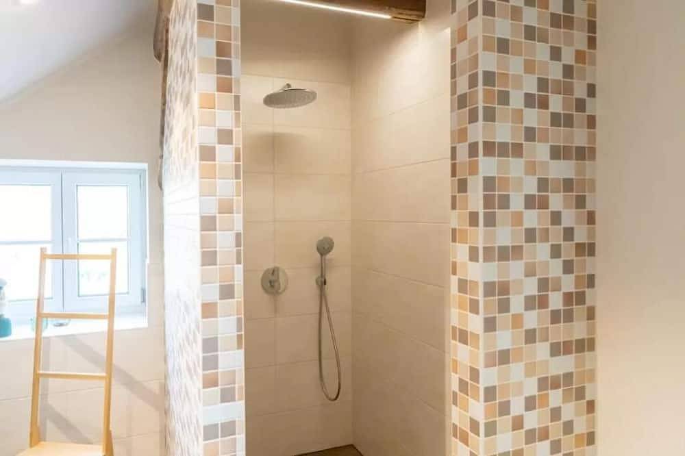 Ganze Wohnung, Gemütliche & stilvolle Ferienwohnung Berta im Harz auf dem Ilsehof in Osterwieck, Magdeburger Börde