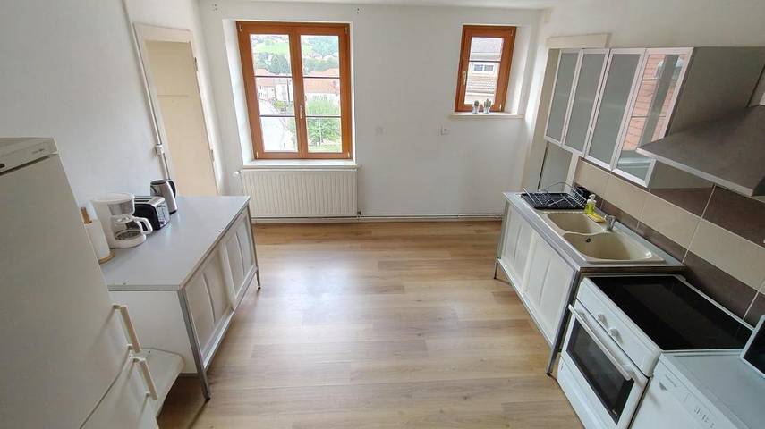 Gîte pour 15 personnes, avec terrasse à Bussang - 3