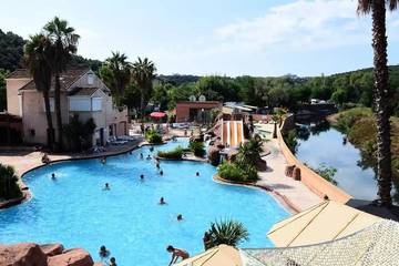 Camping pour 4 Personnes dans Saint-Raphaël, Région de Draguignan, Photo 4