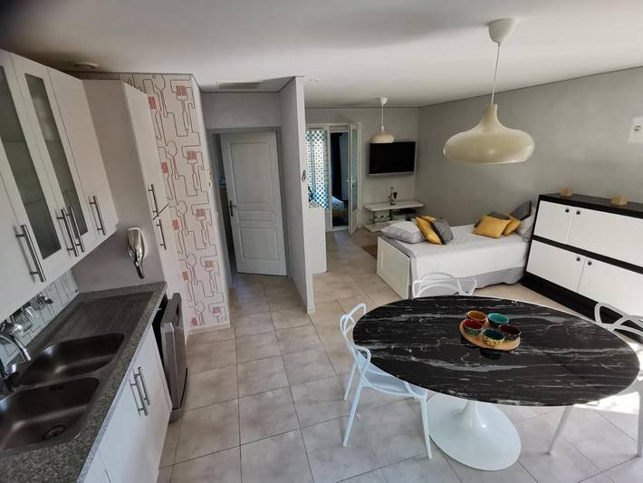 Gîte pour 4 personnes, avec Balcon et Jacuzzi ainsi que Terrasse et Jardin à Sainte-Valière - 3
