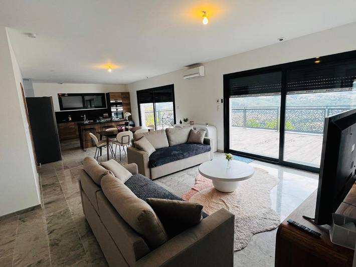 Villa pour 12 personnes, avec Jacuzzi ainsi que Terrasse et Vue en Auvergne - 2