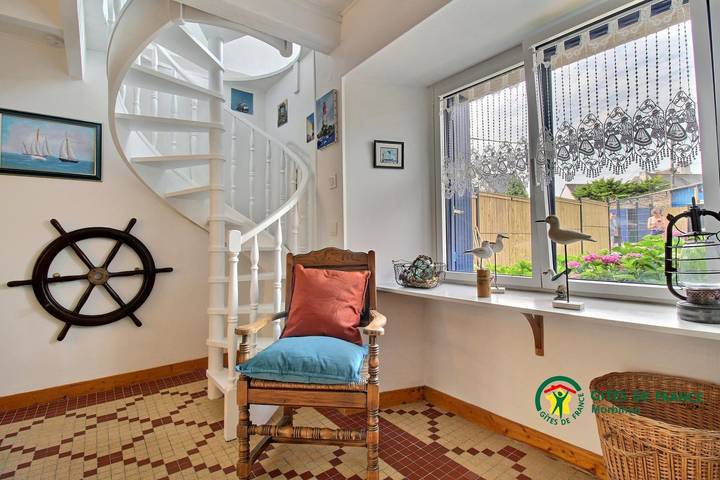 Gîte pour 4 personnes, avec jardin dans Penvins - 3