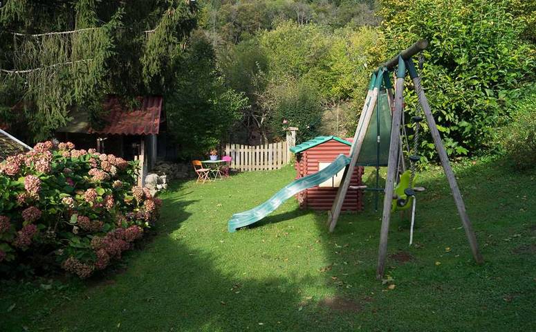 Gîte pour 9 personnes, avec jardin, animaux acceptés à Miribel-les-Échelles - 2