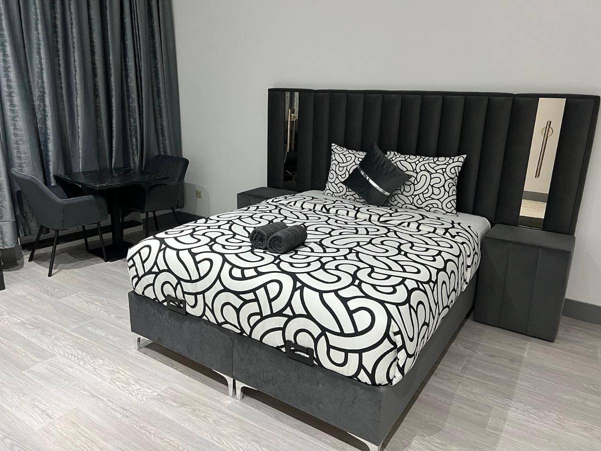 Cały apartament wypoczynkowy, Double Room with Shared Bathroom in Bruksela, Bruksela region