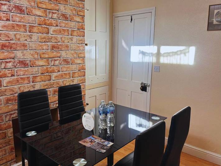 Gîte pour 6 personnes, avec jardin à Banbury