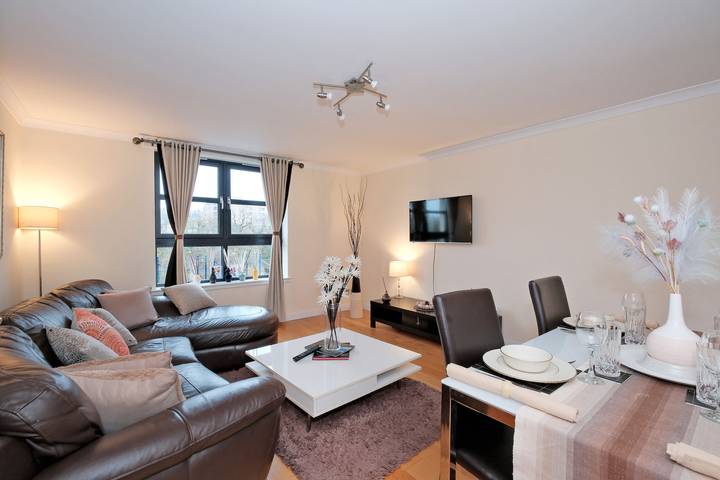 Holiday apartment for 4 people, with Ocean view and Garden in Aberdeen
