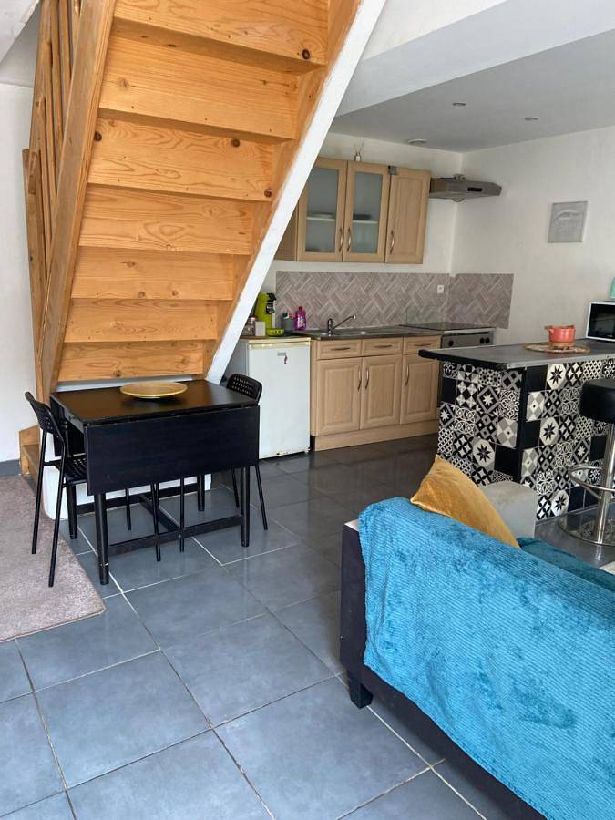 Gîte pour 4 personnes, avec Terrasse à Aulnoy-lez-Valenciennes
