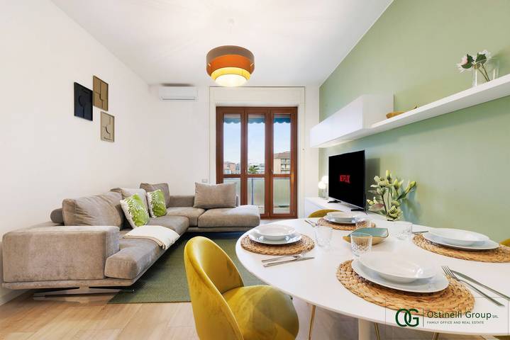 Ferienwohnung für 4 Personen, mit Balkon/Terrasse und Whirlpool in Mailand