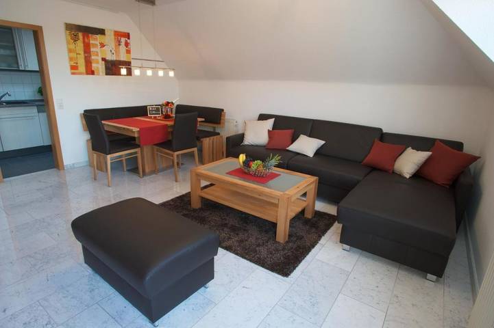 Ferienwohnung für 4 Personen, mit Balkon und Ausblick in Marbach am Neckar