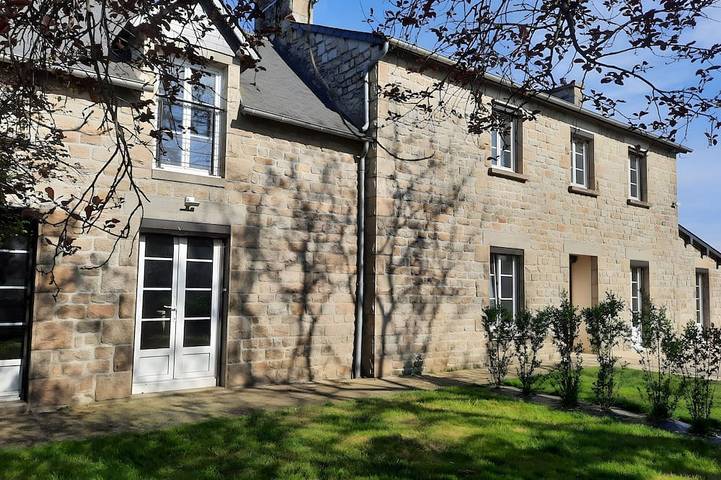 Location de vacances pour 6 personnes, avec jardin à Bourseul