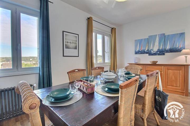 Gîte pour 7 personnes, avec jardin et terrasse, animaux acceptés à Erquy - 2