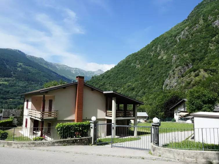 Casa vacanza a Blenio a partire da 232€ a notte