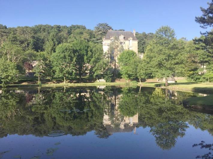 Maison de vacances pour 13 personnes, avec Terrasse et Jardin ainsi que Piscine et Vue sur le lac