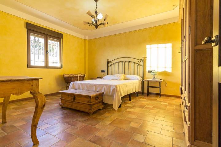 Location de vacances pour 12 personnes, avec jardin et piscine, animaux acceptés à Dúrcal - 4