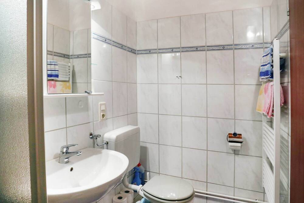 Ganze Wohnung, Apartment in Armsfeld mit Pool in Bad Wildungen, Waldecker Land