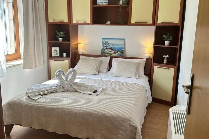Ganze Wohnung, Ferienwohnung in Lumbarda mit Meerblick, Terrasse, Klimaanlage, W-Lan (128-1) in Lumbarda, Korcula
