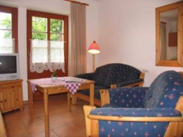 Ferienwohnung für 2 Personen, mit Terrasse und Garten sowie Seeblick am Saaler Bodden - 4