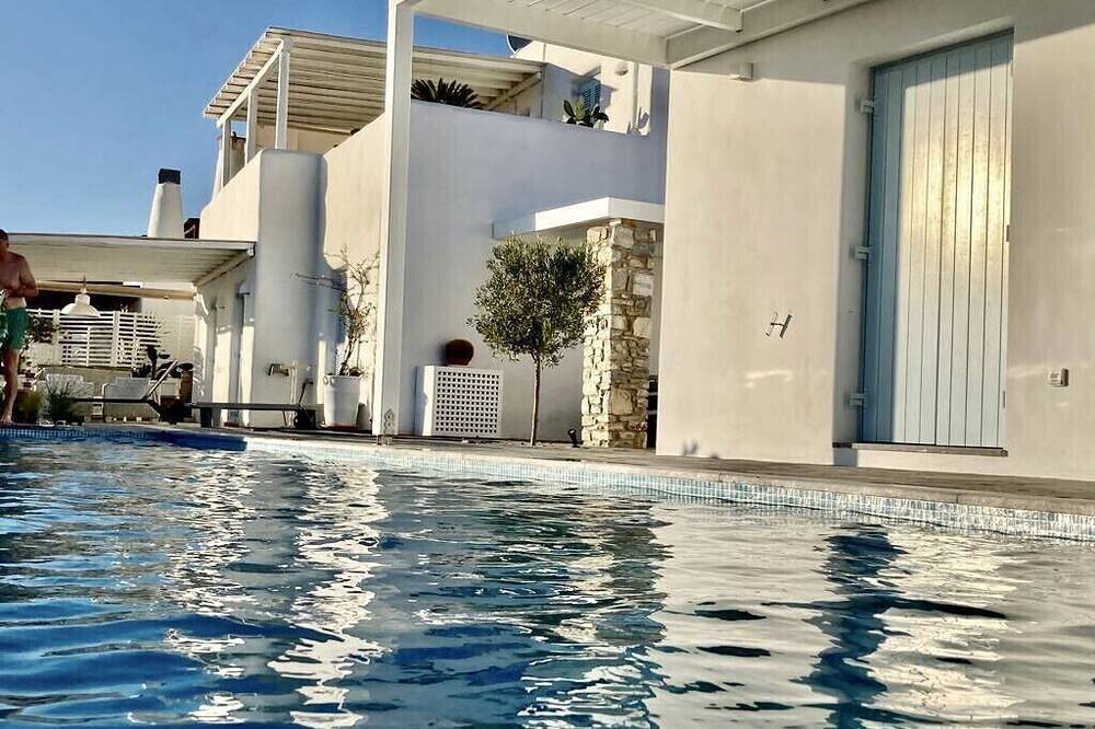 Villa Galazio  extraordinary  panoramic sea views and private pool in Agkairia, Paros