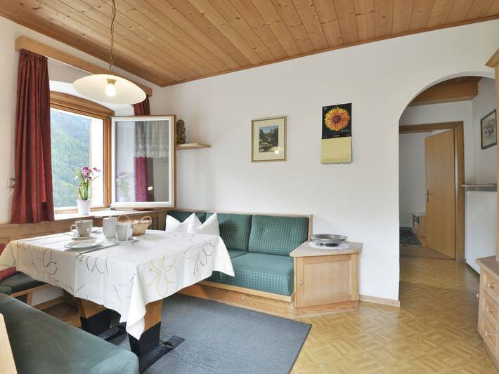 Ferienwohnung für 2 Personen, mit Garten und Terrasse in St. Ulrich in Gröden - 3