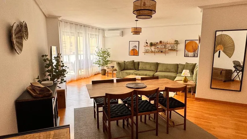 Apartamento de vacaciones para 6 personas, con balcón y vistas, Familias con niños - 1