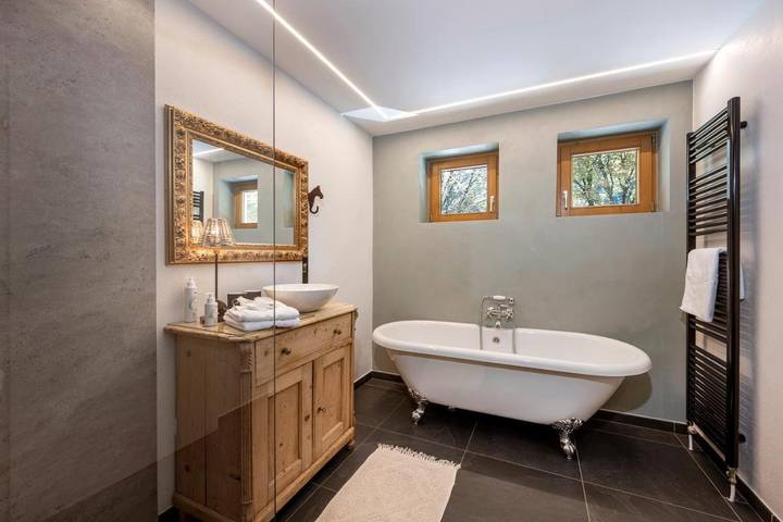 Gîte pour 6 personnes, avec balcon et vue, animaux acceptés à Werfen - 2