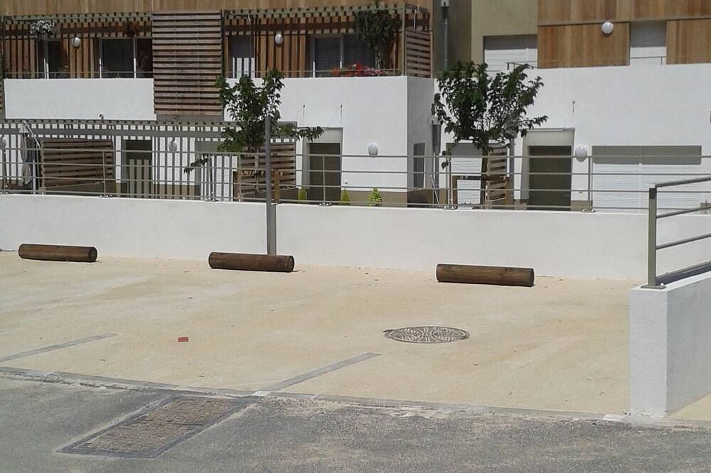 Apartamento entero, Apartamento T2 de 35m2 con 2 terrazas. in Le Pradet, Region de Toulon