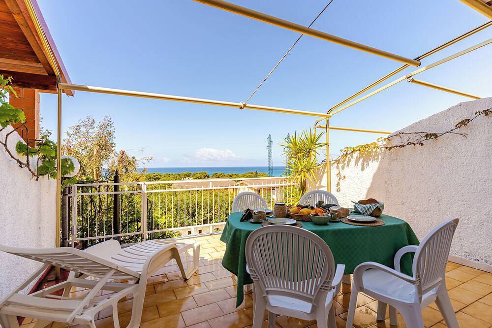Appartamento vacanze a Fiumefreddo Bruzio a partire da 123€ a notte