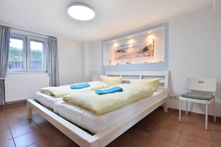 Ferienwohnung für 2 Personen, mit Garten und Terrasse in Ahlbeck - 4