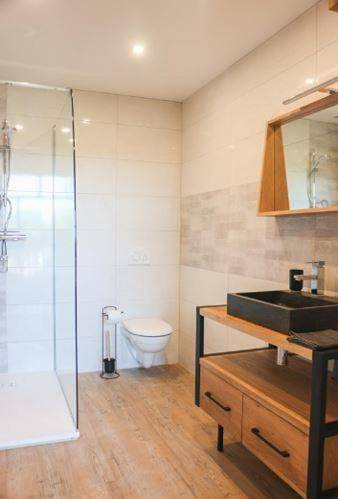 Location de vacances pour 13 personnes, avec vue et terrasse à Retournac - 4