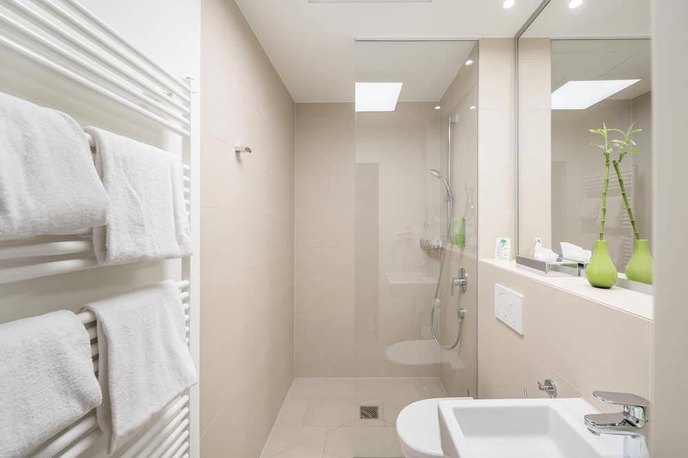 Sevendays Hotel Boardinghouse Doppelzimmer mit  Balkon in Bahnstadt, Heidelberg