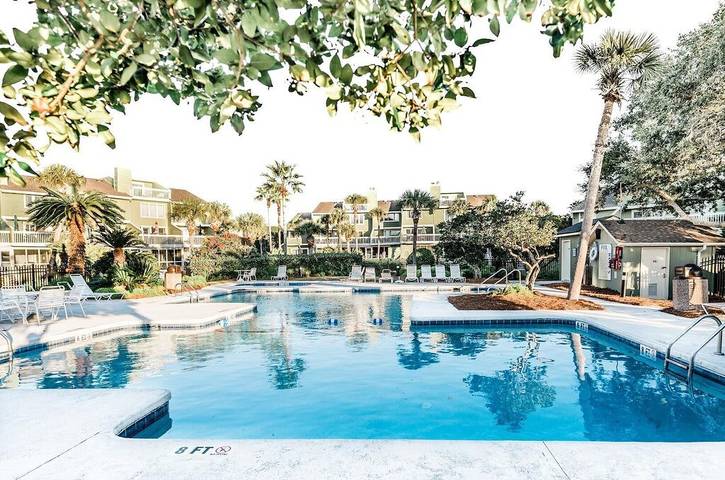 Vacation rental for 4 people, with balcony and pool in Wild Dunes