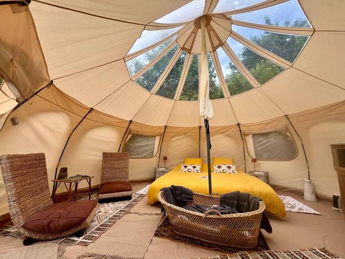 Camping pour 4 personnes, avec vue et jardin ainsi que terrasse et piscine dans Cotentin - 3