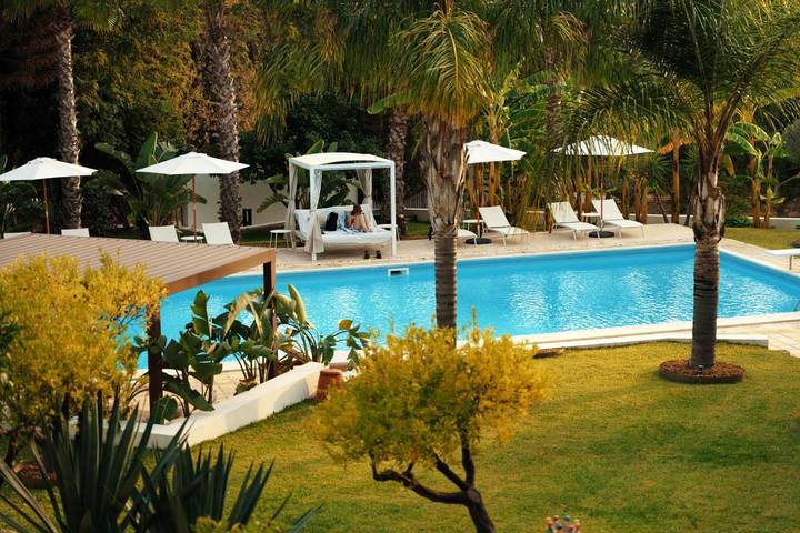 Chambre d’hôte pour 2 personnes, avec jardin et sauna ainsi que piscine et jacuzzi
