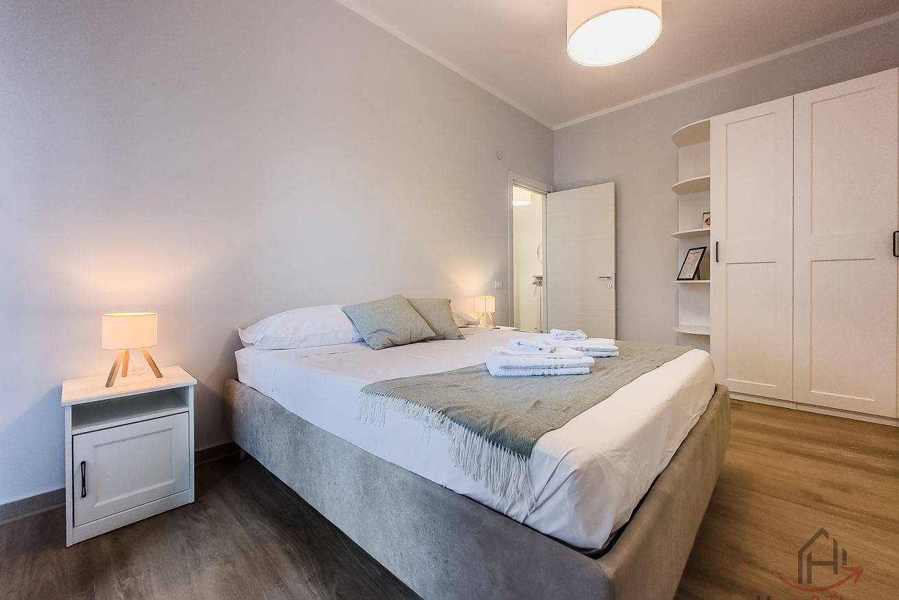 Ganze Wohnung, [Meer 350m] Bahnhof 9 Min • Smarttv • Wifi in Savona (Stadt), Savona