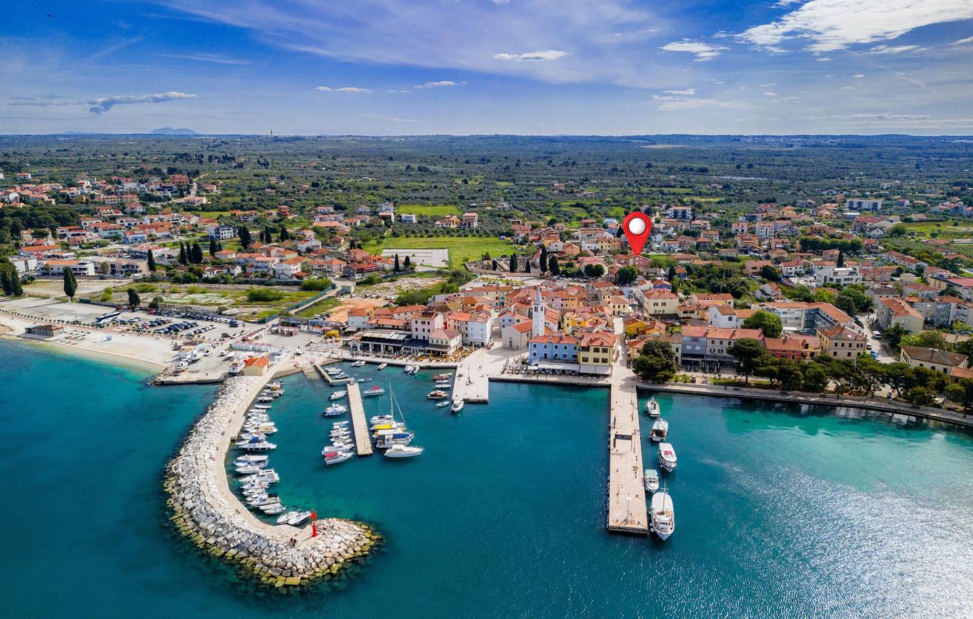Ganze Ferienwohnung, Gemütliche Ferienwohnung mit Terrasse, Parkplatz und in Strand- und Restaurantnähe in Fazana, Südküste Istrien