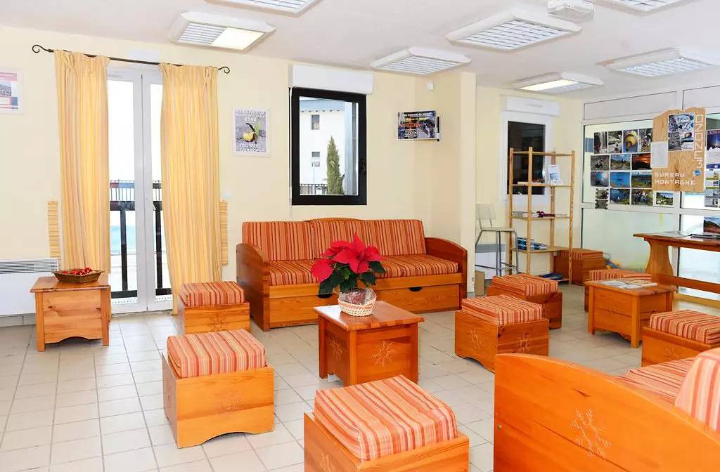 Ganze Wohnung, 2-Zimmer-Appartement-Hütte für 5/6 Personen in Font-Romeu-Odeillo-Via, Prades und Umgebung