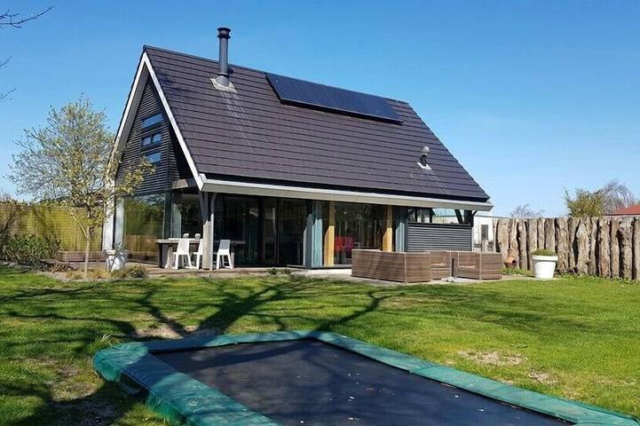 Villa voor 6 personen, met sauna en tuin, met huisdier in Renesse