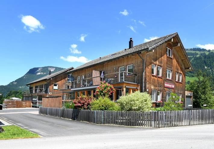 Gîte pour 4 personnes, avec balcon et vue, adapté aux familles à Schoppernau - 3