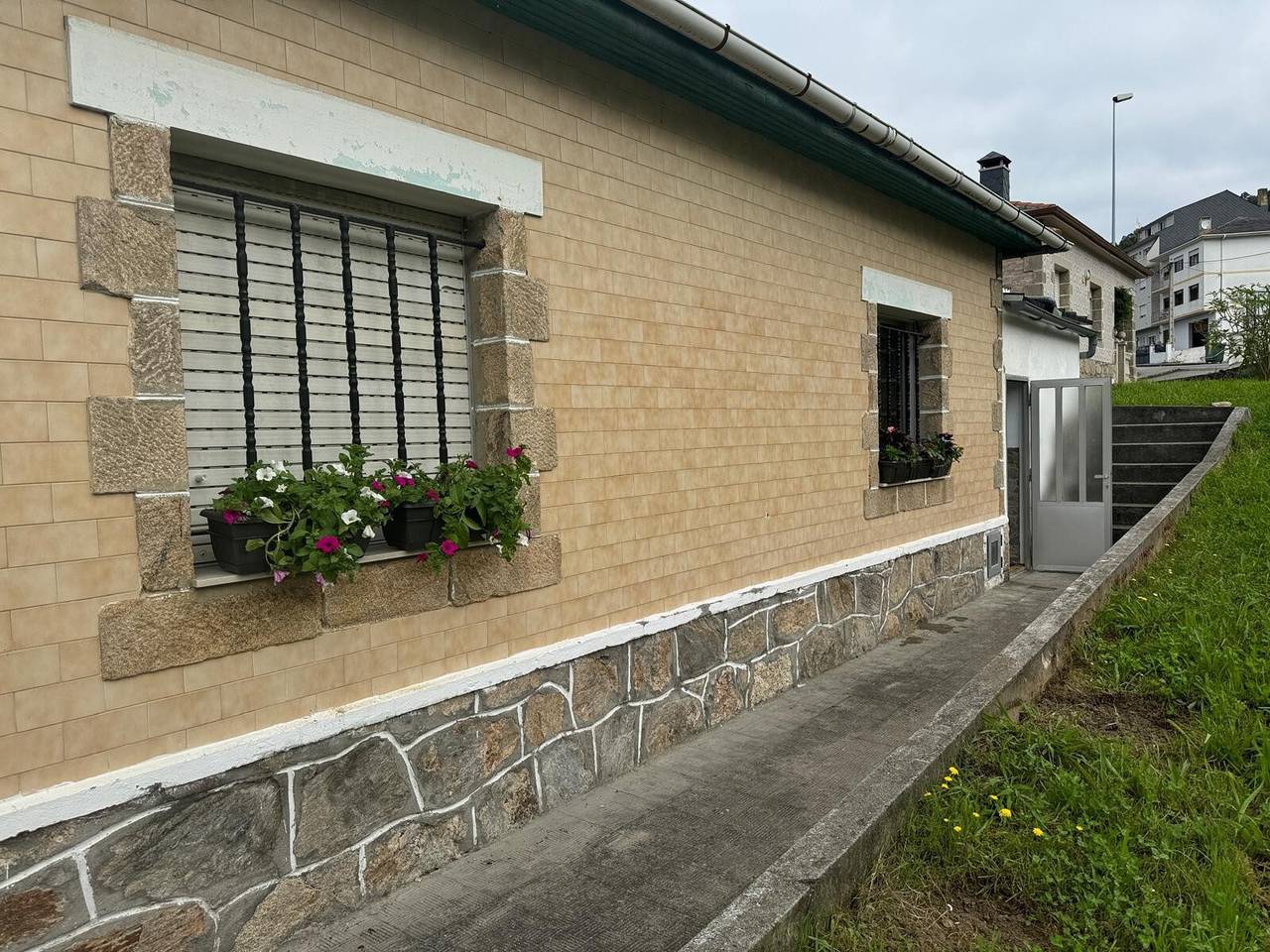 Ferienhaus O Lar Tuna in Celeiro – Komfort für Familien und Freunde in Viveiro, Costa de Galicia